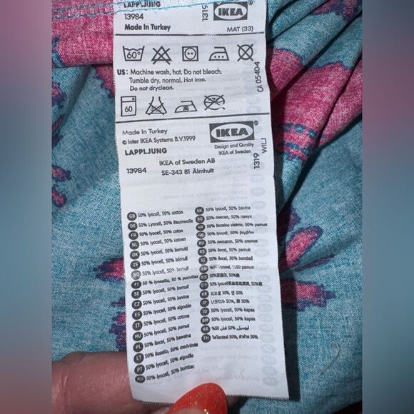 BUNDLE - IKEA LÄPPLJUNG Boho Twin Duvet Cover – multicolor tribal stripe EUC 🌀🔷💛 - Picture 7 of 7